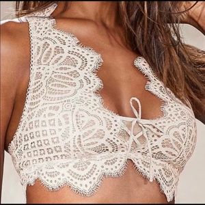 NWT Victoria’s Secret Dream Angels Bralette - tan